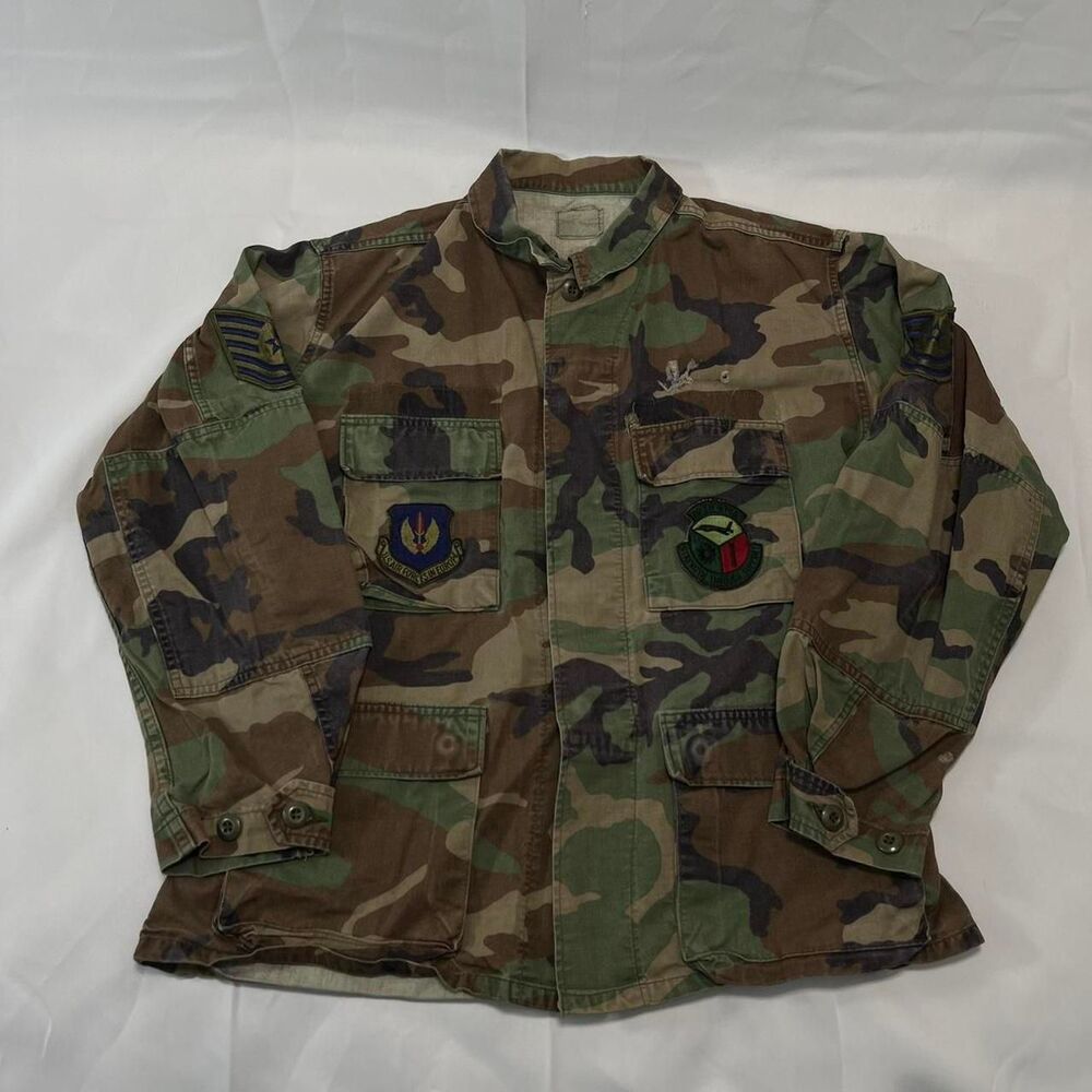 Vintage US Air Force Combat Jacket Medium Green With Patches Camouflage Woodland